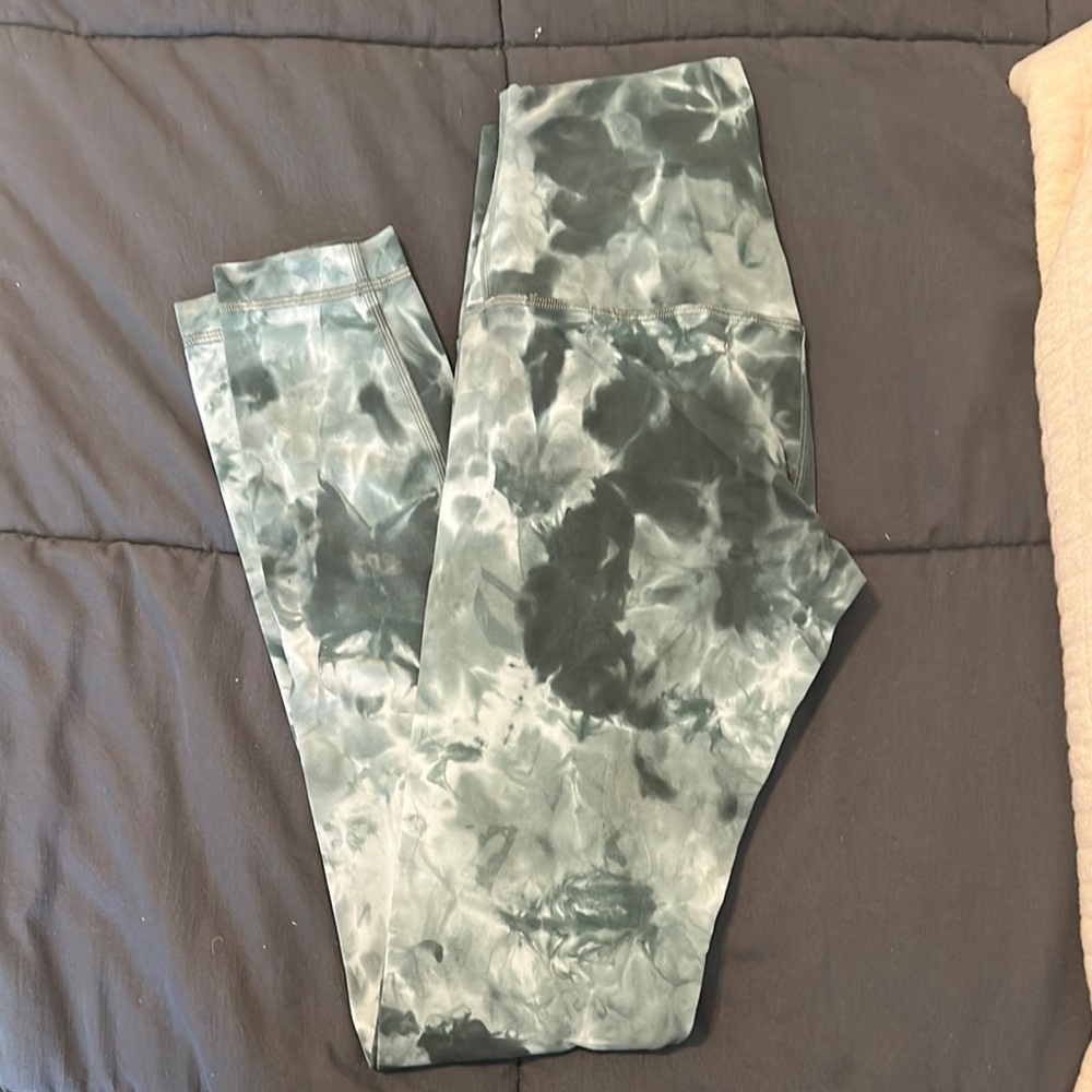 Lululemon 28” Align Leggings
